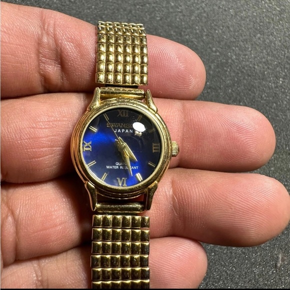 Swanson Miyota Ladies Quartz Watch Gold Tone Blue Dial Working New Battery - Picture 1 of 11